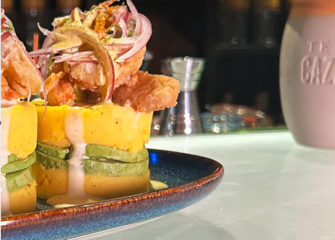 SumaQ signature Peruvian plate