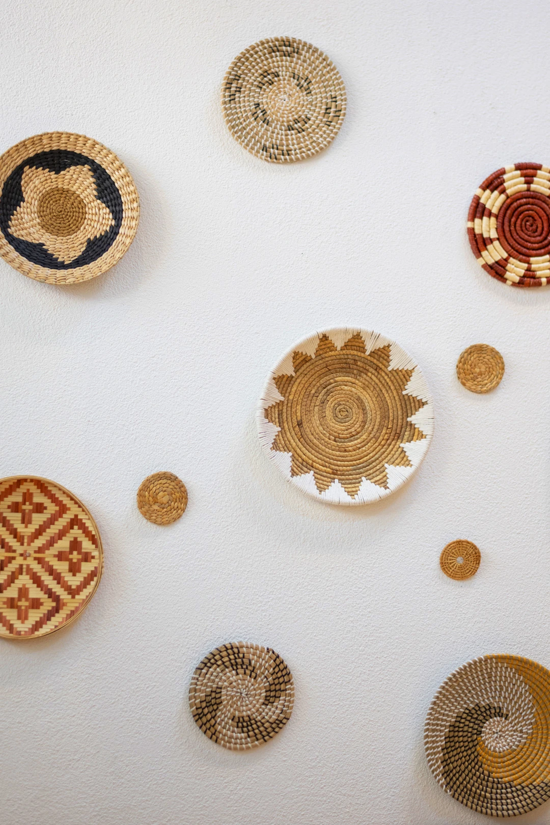 Peruvian woven baskets displayed at SumaQ